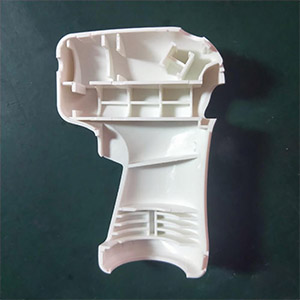 Yellowing resistant flame retardant ABS V0